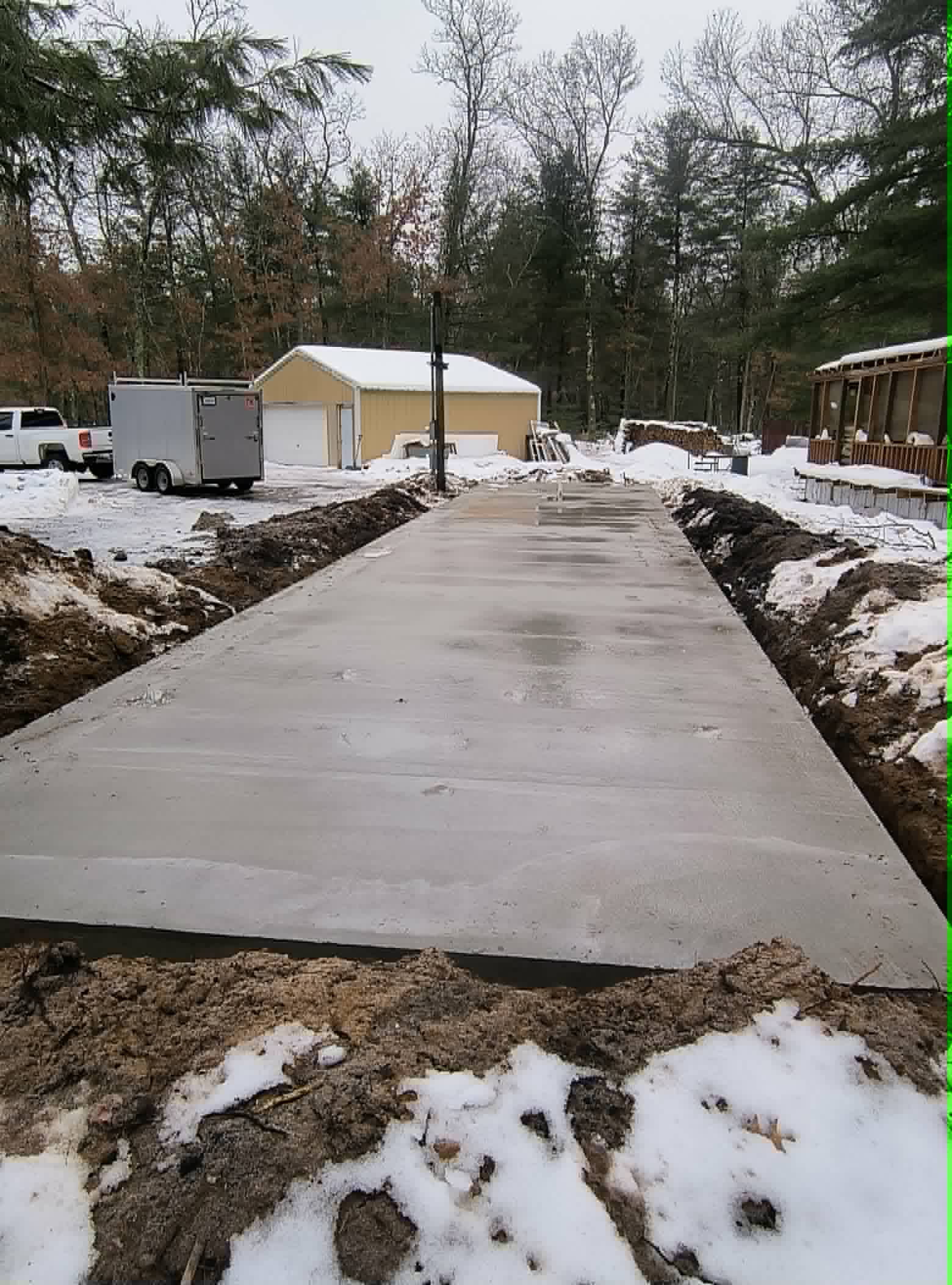 Concrete driveway in Fremont MI